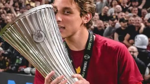 巴西新星安吉洛加盟切尔西，比肩“新内马尔”